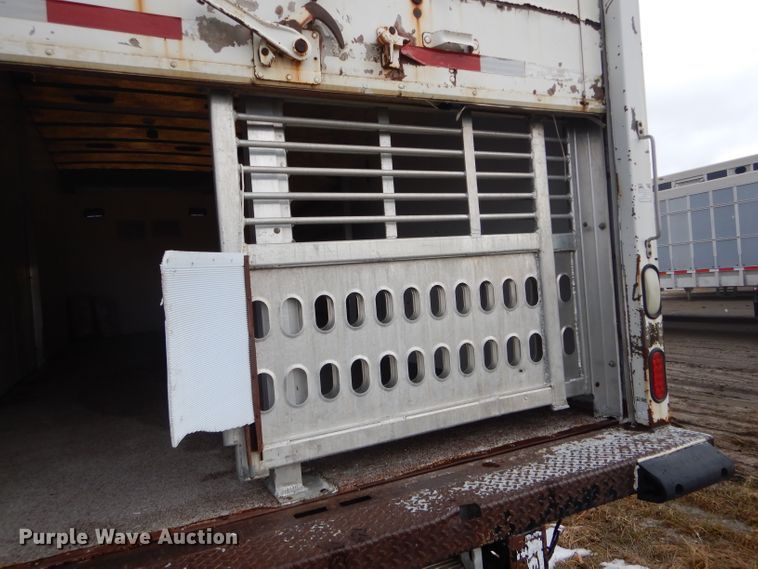 image for item DF3014 2000 International 4700 box truck