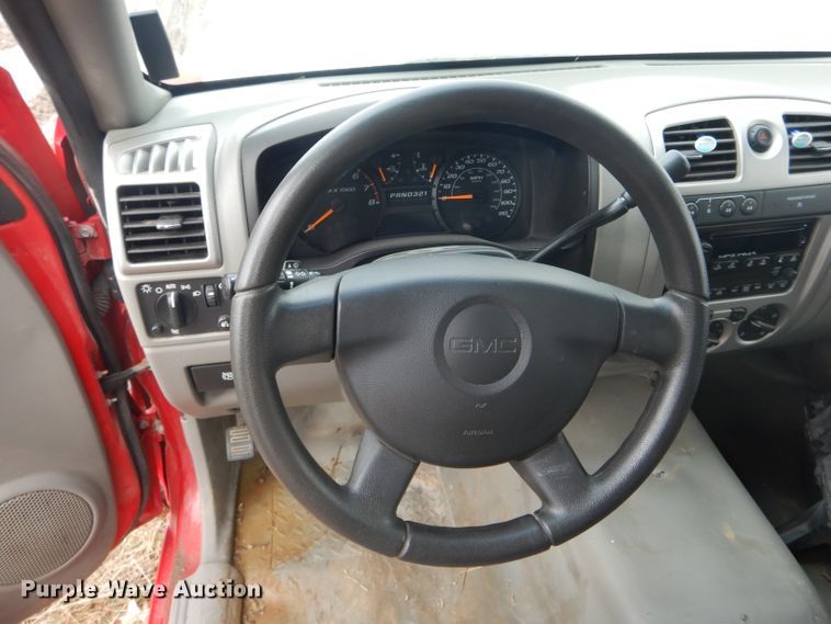 image for item DF3016 2008 GMC Canyon SL Ext. Cab pickup truck