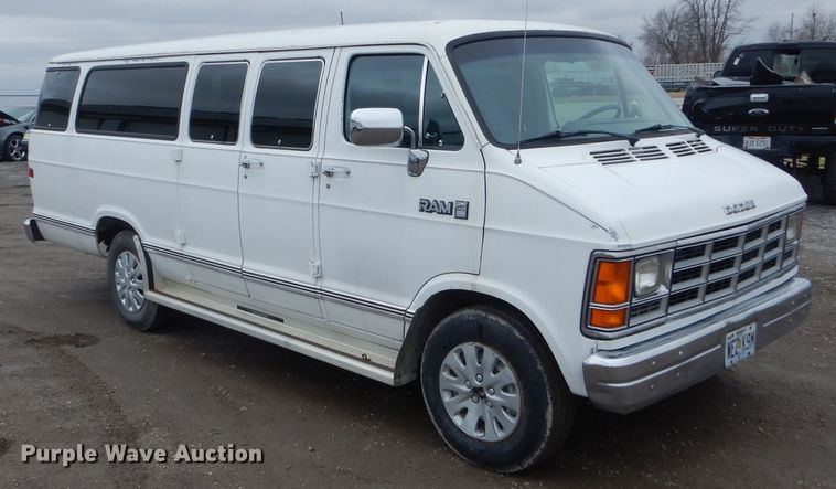 image for item DF3020 1989 Dodge Ram Wagon 350  van