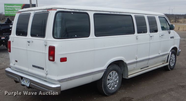 image for item DF3020 1989 Dodge Ram Wagon 350  van