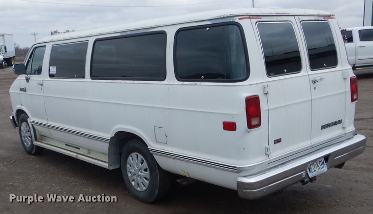 image for item DF3020 1989 Dodge Ram Wagon 350  van