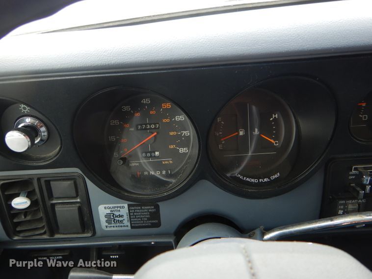 image for item DF3020 1989 Dodge Ram Wagon 350  van