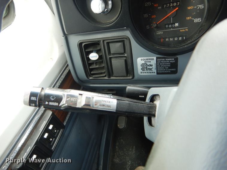 image for item DF3020 1989 Dodge Ram Wagon 350  van