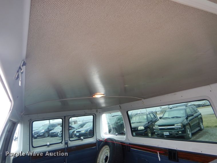 image for item DF3020 1989 Dodge Ram Wagon 350  van