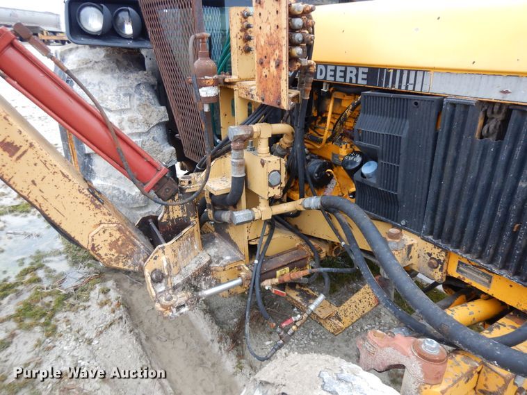 image for item DF6652 1994 John Deere 2755 tractor