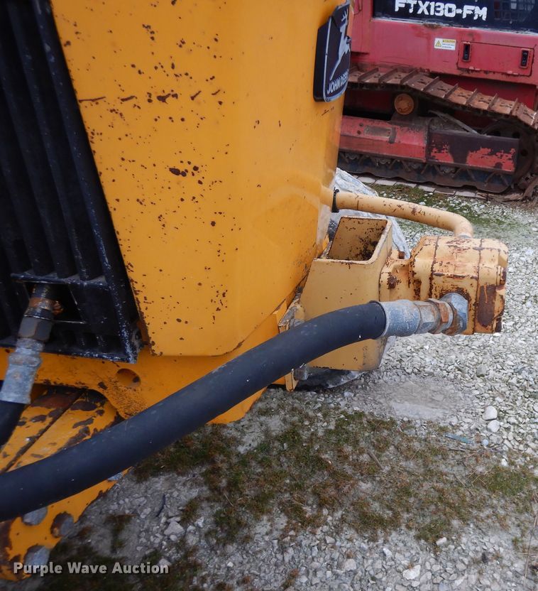 image for item DF6652 1994 John Deere 2755 tractor