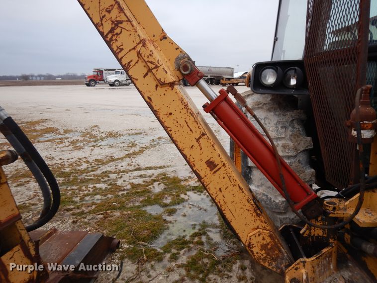 image for item DF6652 1994 John Deere 2755 tractor