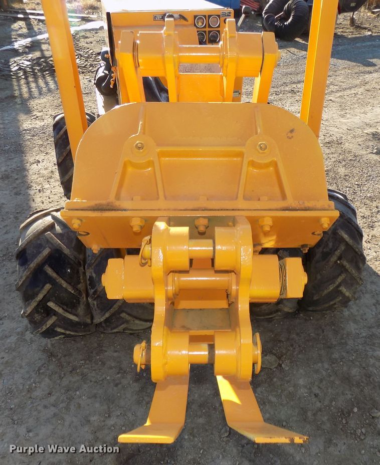 image for item DG2541 1987 Case Maxi Sneaker Series B vibratory cable plow