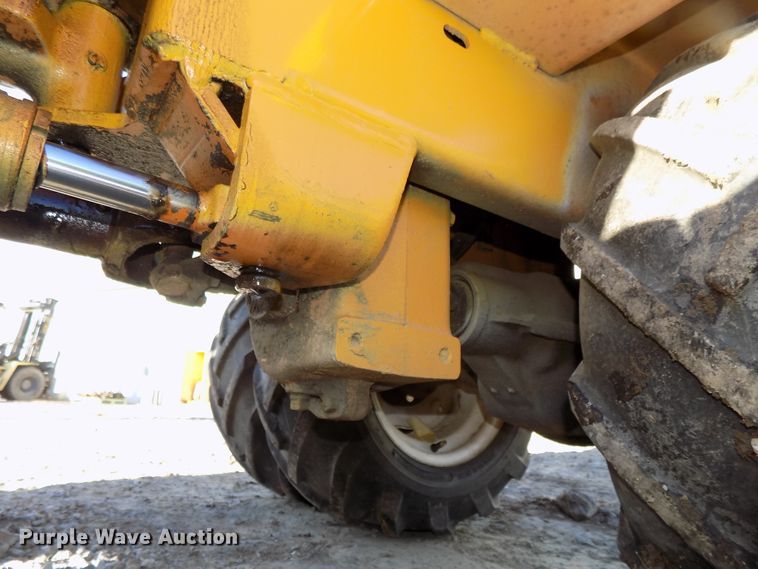 image for item DG2541 1987 Case Maxi Sneaker Series B vibratory cable plow