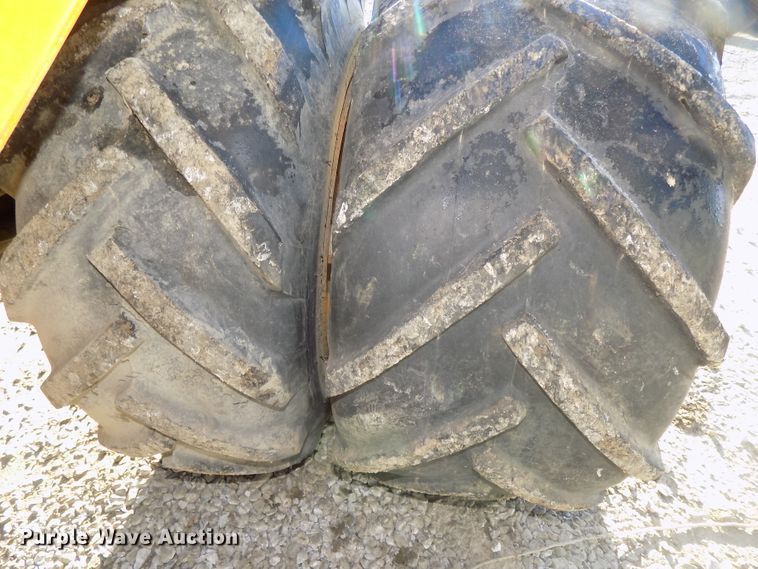 image for item DG2541 1987 Case Maxi Sneaker Series B vibratory cable plow