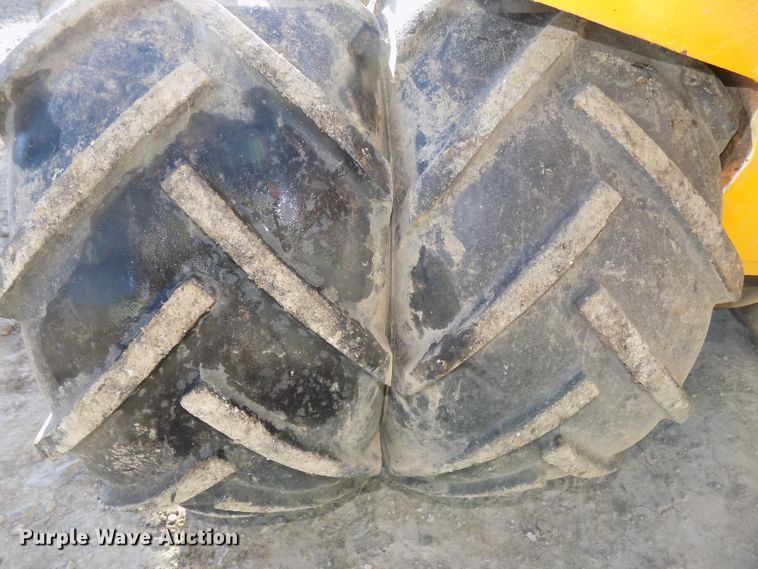 image for item DG2541 1987 Case Maxi Sneaker Series B vibratory cable plow