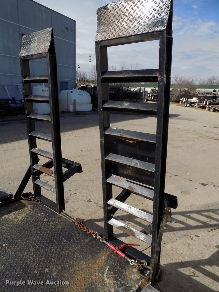 image for item DG2545 2016 MMDI utility trailer