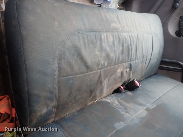 image for item DG3017 2005 Freightliner Business Class M2 refuse truck