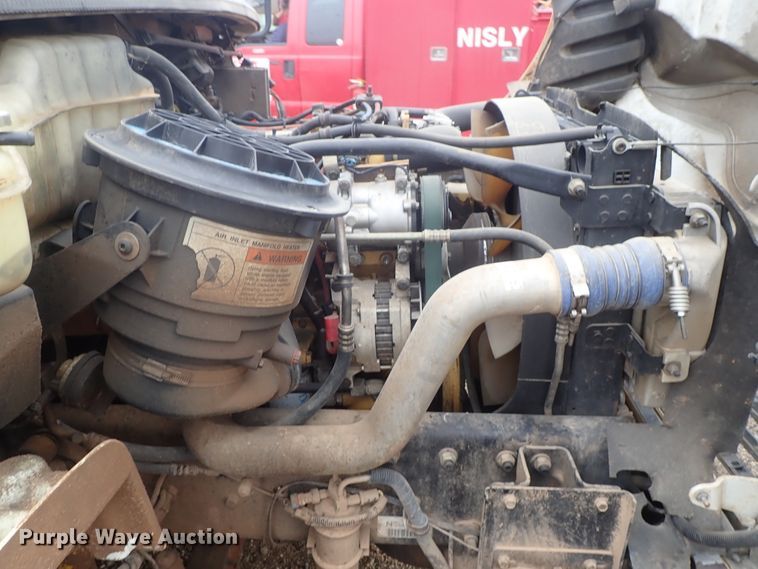 image for item DG3017 2005 Freightliner Business Class M2 refuse truck