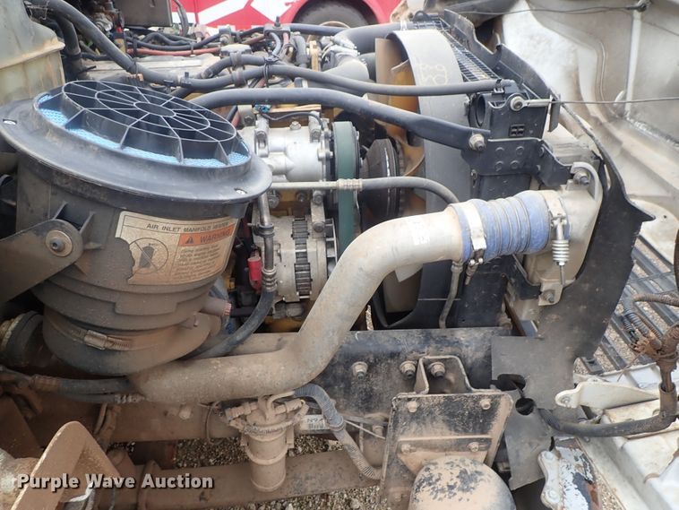 image for item DG3017 2005 Freightliner Business Class M2 refuse truck