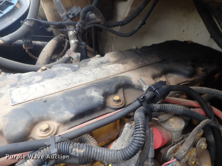 image for item DG3017 2005 Freightliner Business Class M2 refuse truck