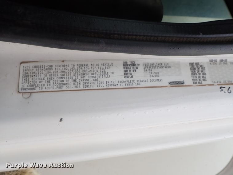 image for item DG3017 2005 Freightliner Business Class M2 refuse truck