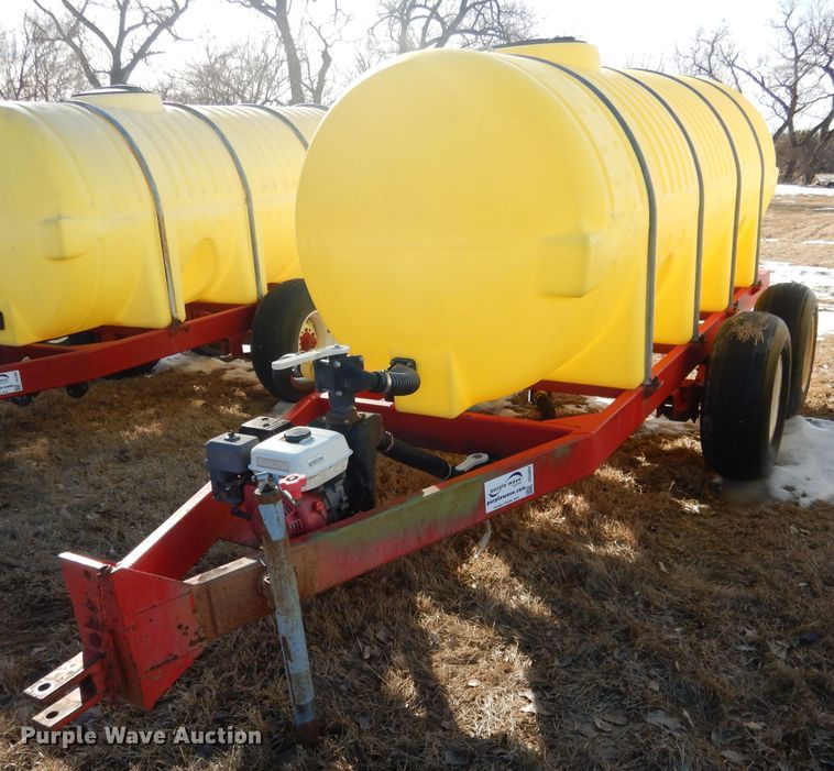 image for item DG5904 Fertilizer tank trailer