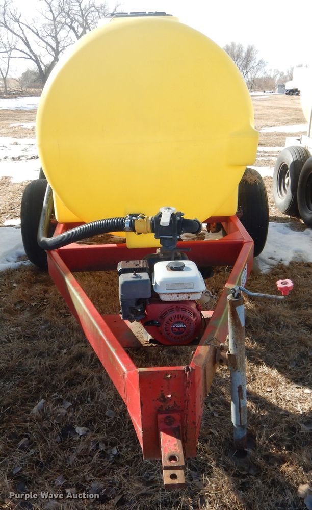 image for item DG5904 Fertilizer tank trailer