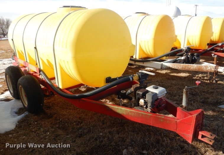 image for item DG5904 Fertilizer tank trailer