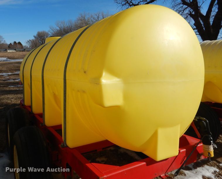 image for item DG5904 Fertilizer tank trailer