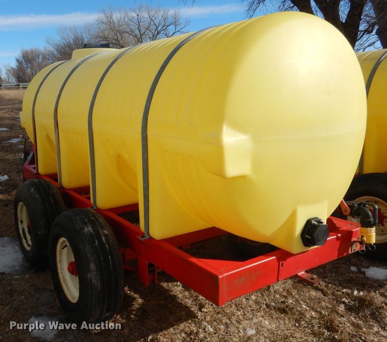 image for item DG5906 Fertilizer tank trailer