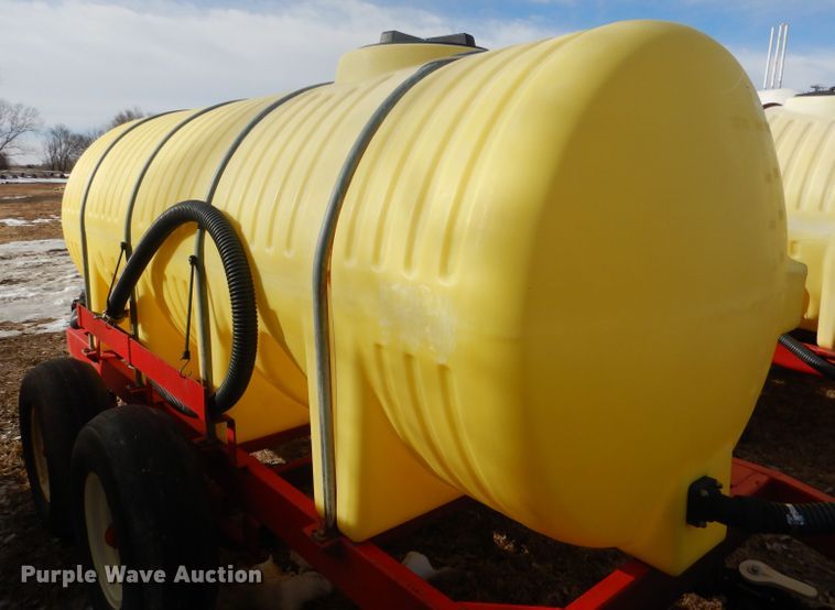 image for item DG5906 Fertilizer tank trailer