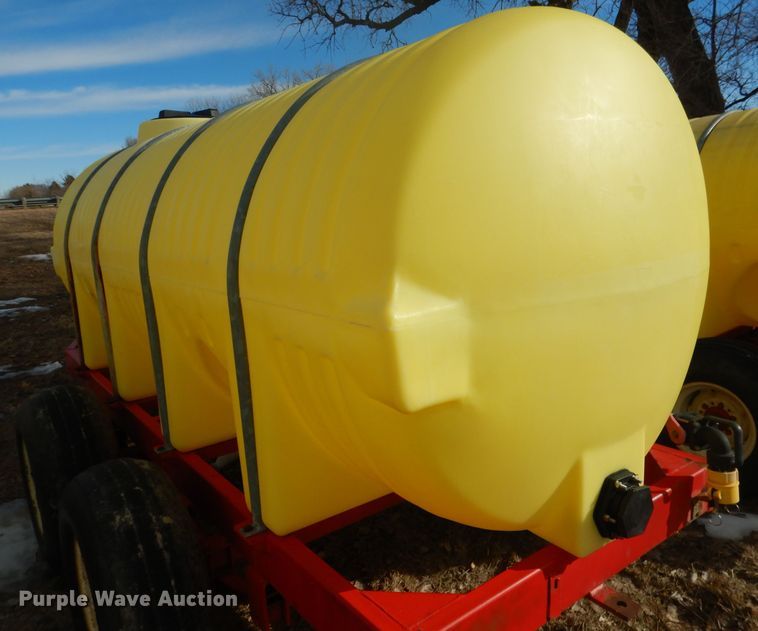 image for item DG5906 Fertilizer tank trailer
