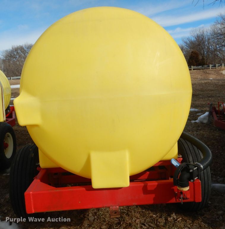 image for item DG5907 Fertilizer tank trailer