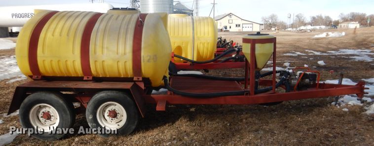 image for item DG5908 Fertilizer tank trailer