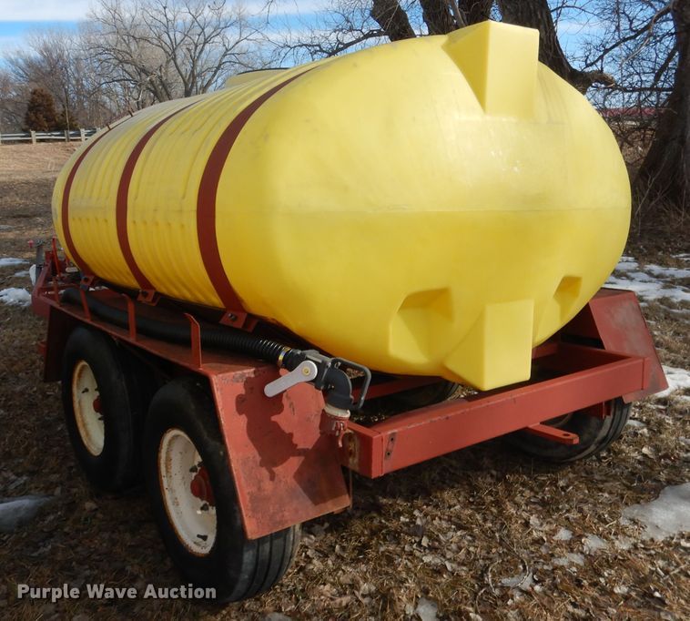 image for item DG5908 Fertilizer tank trailer