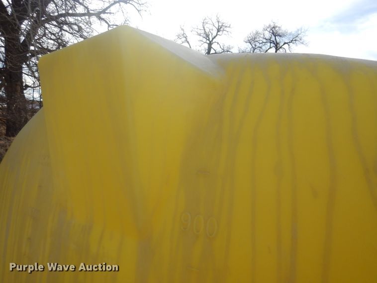 image for item DG5908 Fertilizer tank trailer