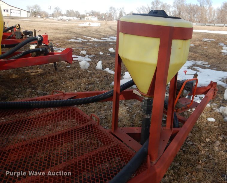 image for item DG5908 Fertilizer tank trailer