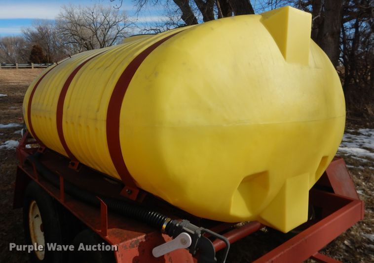 image for item DG5908 Fertilizer tank trailer