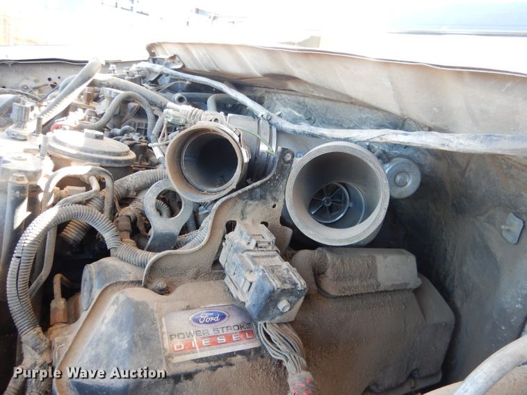 image for item DG5932 2000 Ford F450 pickup truck cab and chassis