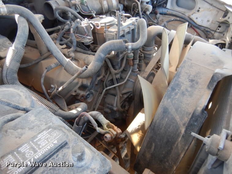 image for item DG5932 2000 Ford F450 pickup truck cab and chassis