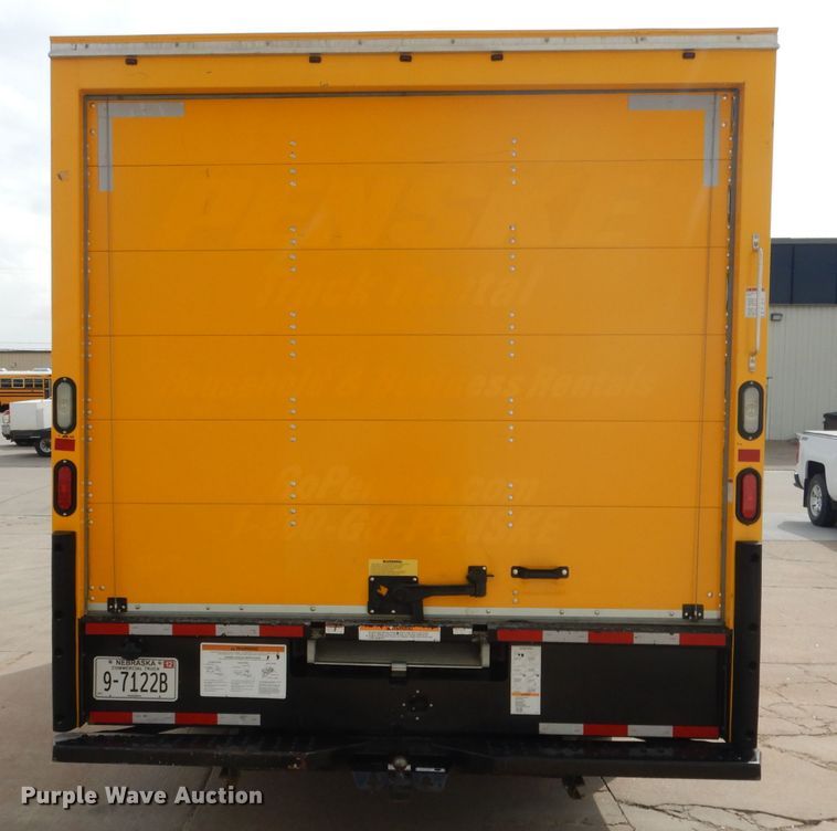 image for item DG5941 2016 GMC Savana box truck