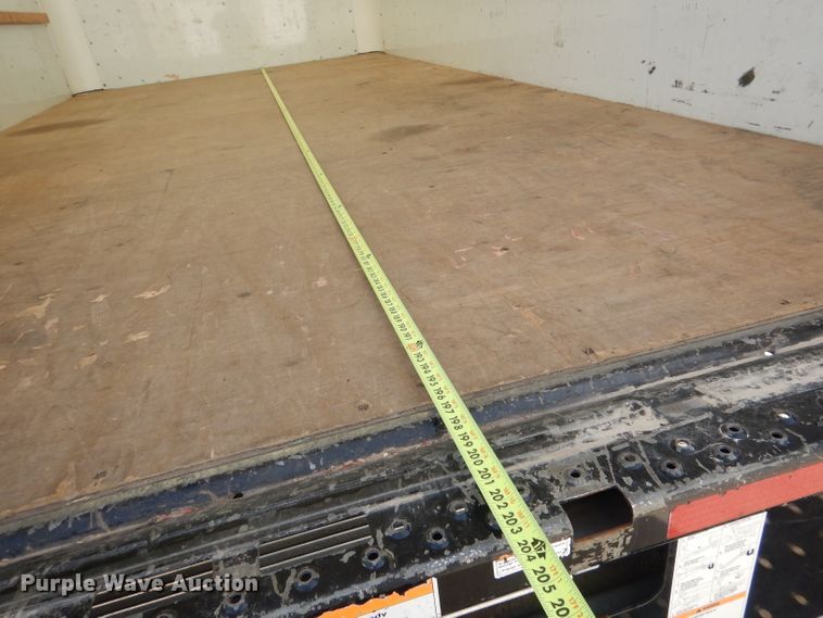 image for item DG5941 2016 GMC Savana box truck