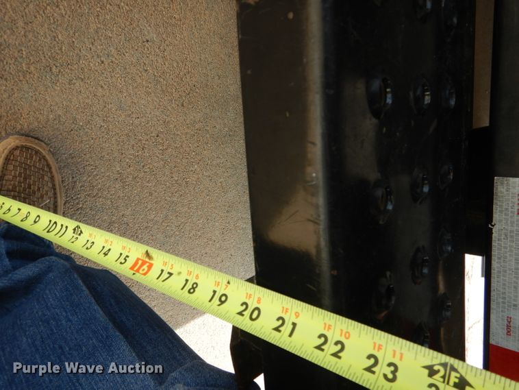 image for item DG5941 2016 GMC Savana box truck