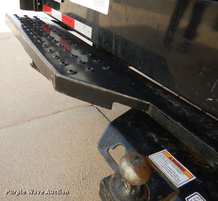 image for item DG5941 2016 GMC Savana box truck