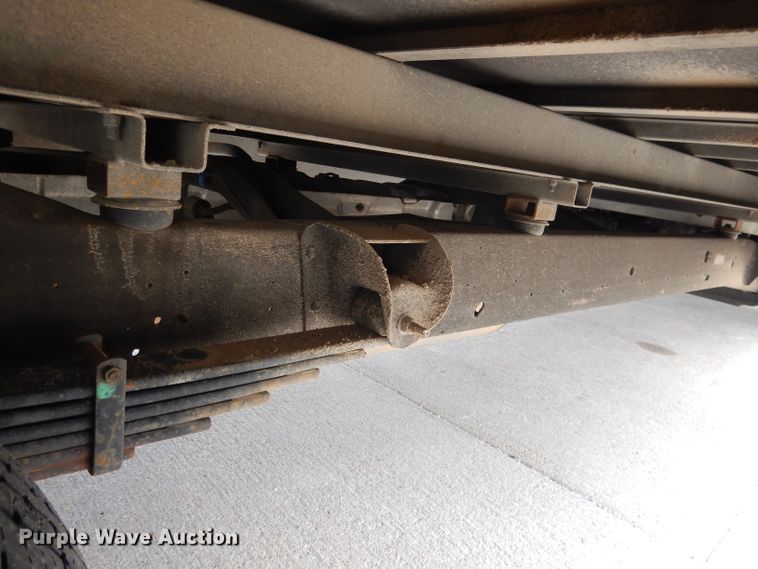 image for item DG5941 2016 GMC Savana box truck