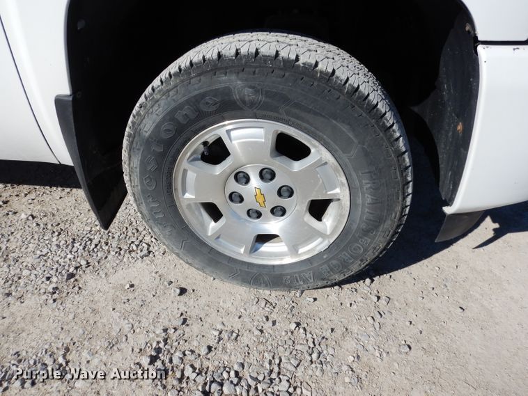 image for item DG6331 2011 Chevrolet Silverado 1500  Ext. Cab pickup truck