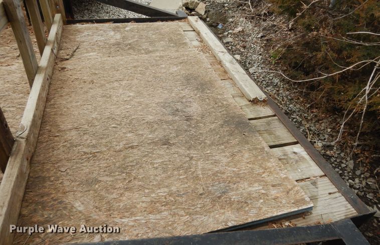 image for item DG6354 2002 Starlite utility trailer