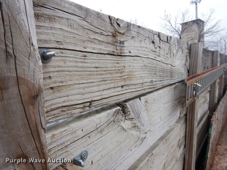 image for item DG6354 2002 Starlite utility trailer