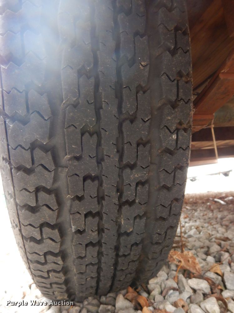 image for item DG6354 2002 Starlite utility trailer