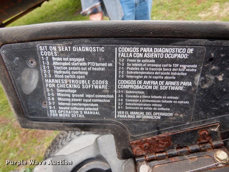 image for item DG6750 John Deere 3225C gang mower