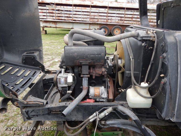 image for item DG6750 John Deere 3225C gang mower