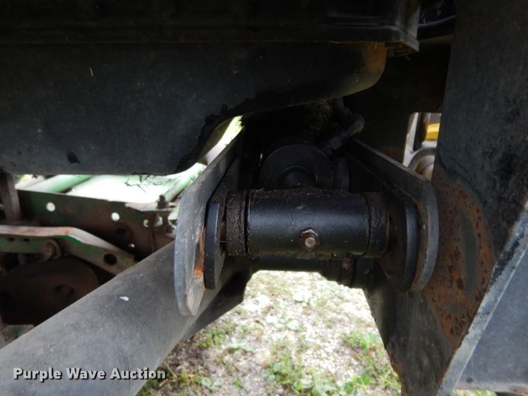 image for item DG6750 John Deere 3225C gang mower