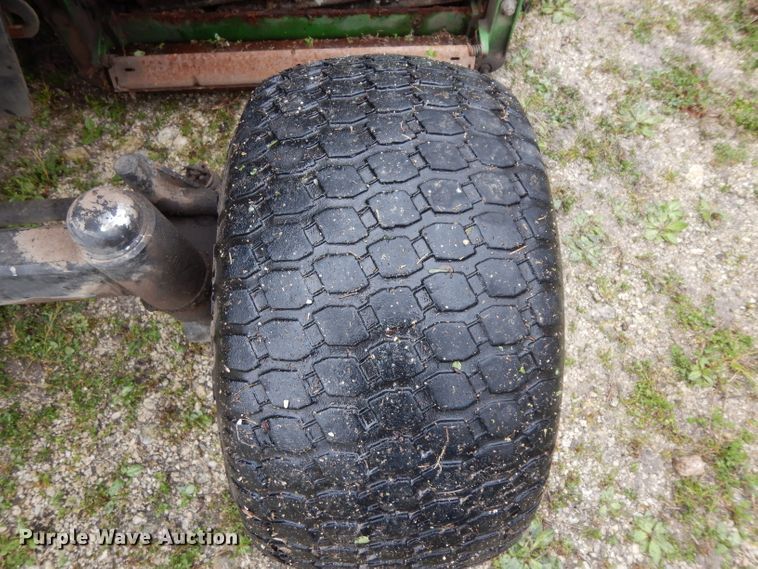 image for item DG6750 John Deere 3225C gang mower