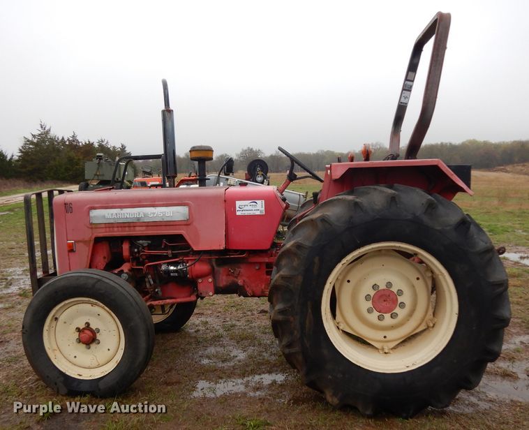 image for item DH2416 Mahindra 575DI tractor